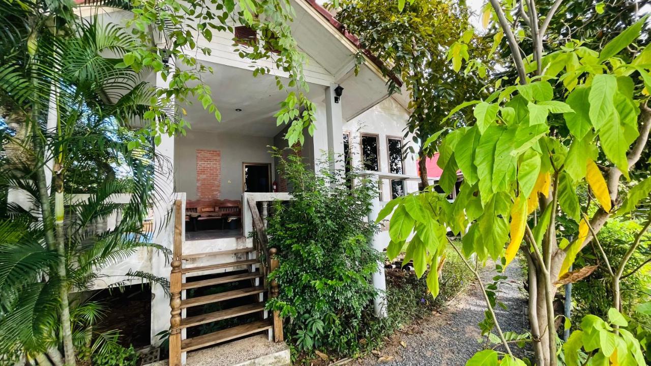 Moon River Resort Phimai Ngoại thất bức ảnh