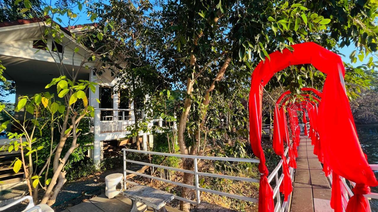 Moon River Resort Phimai Ngoại thất bức ảnh