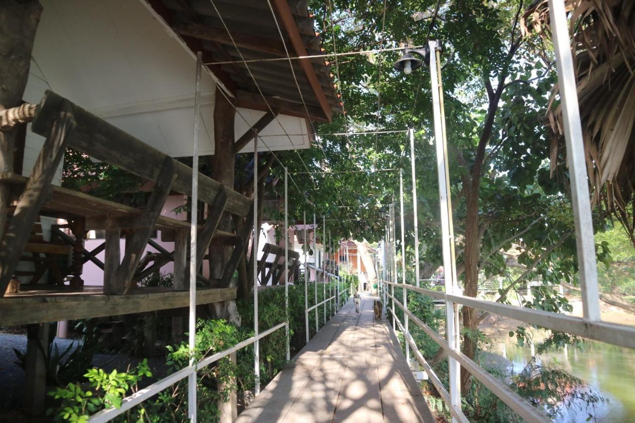 Moon River Resort Phimai Ngoại thất bức ảnh